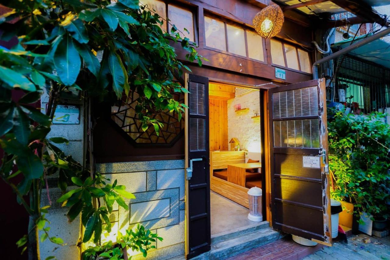 捉鳳凰 台南百年老宅包棟導覽民宿系列catchphoenix Centennial Guesthouse Luaran gambar