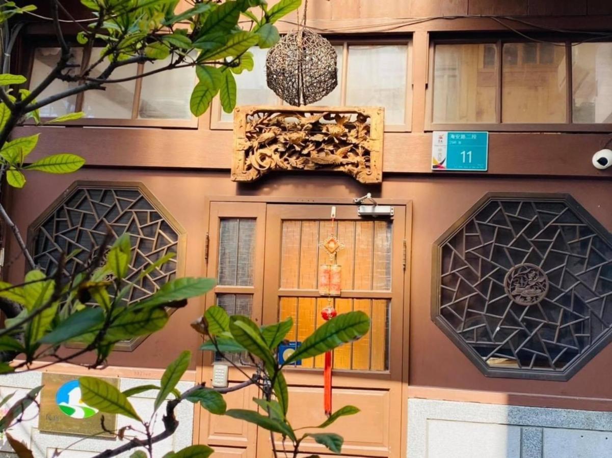 捉鳳凰 台南百年老宅包棟導覽民宿系列catchphoenix Centennial Guesthouse Luaran gambar