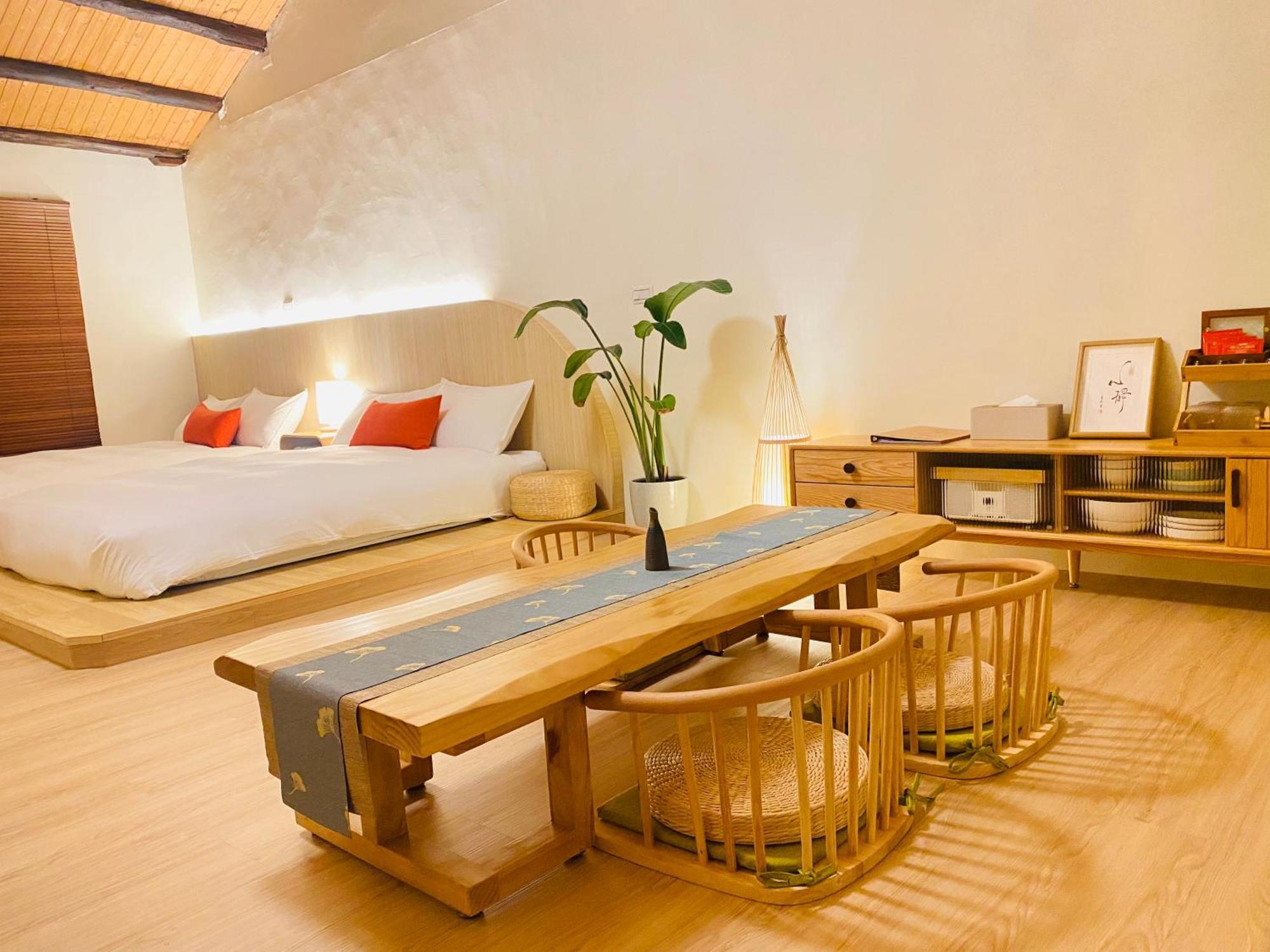 捉鳳凰 台南百年老宅包棟導覽民宿系列catchphoenix Centennial Guesthouse Luaran gambar